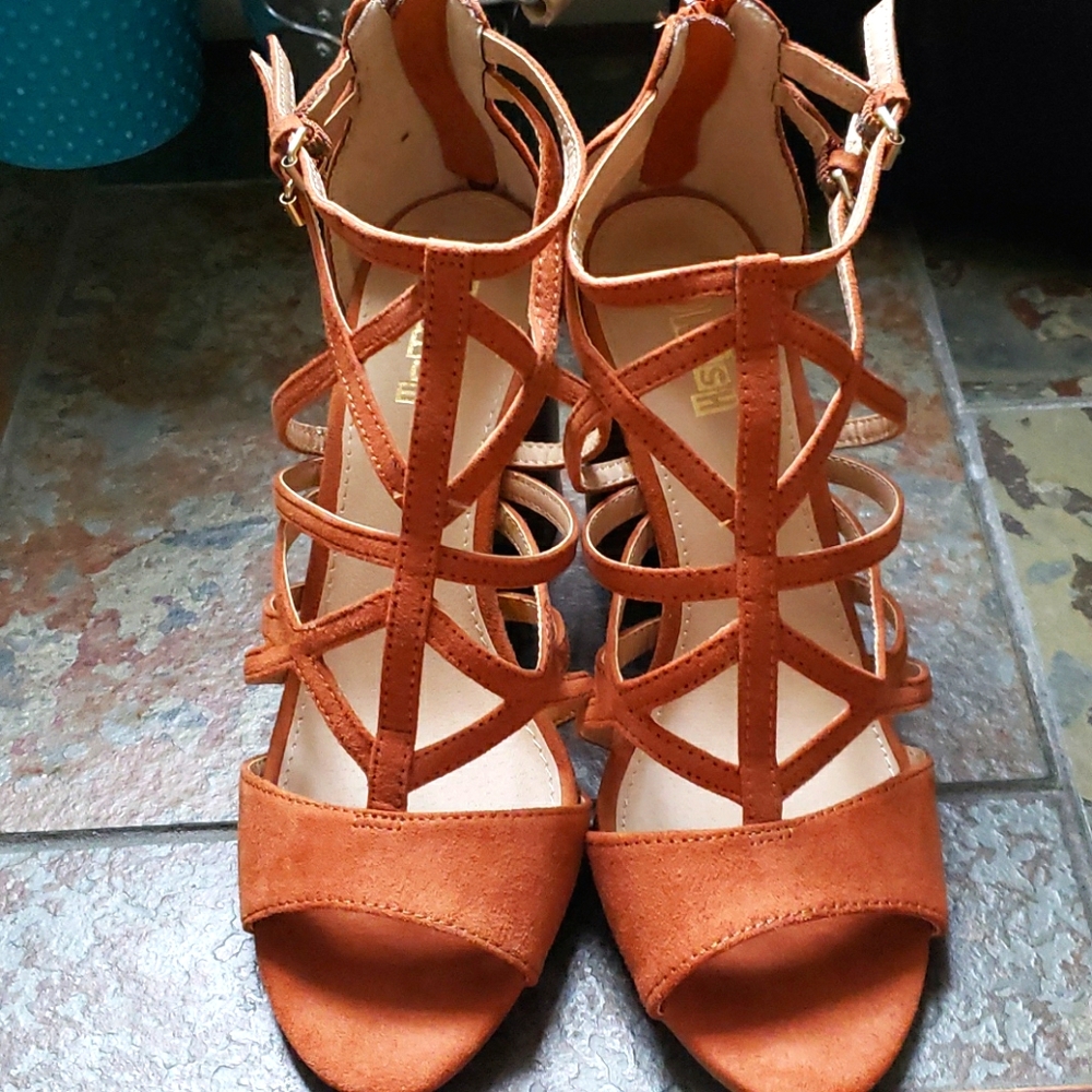 Brown 7 and half sandal